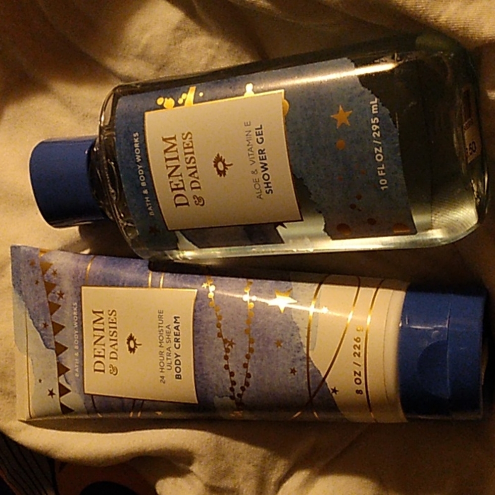 Bath and body works duo